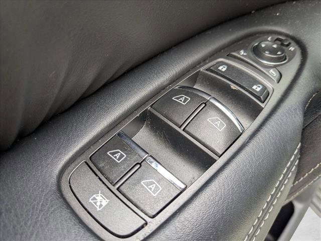 Used 2018 Nissan Armada SL w/ Premium Package image 10