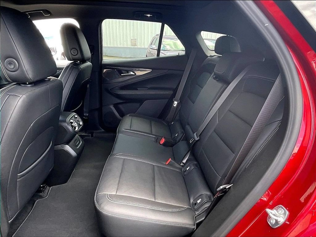 Used 2024 Chevrolet Blazer EV LT AWD/4WD image 15