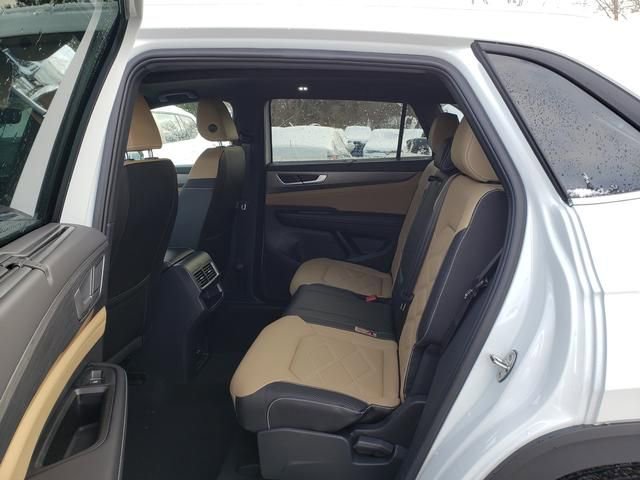 New 2026 Volkswagen Atlas Cross Sport SE image 7