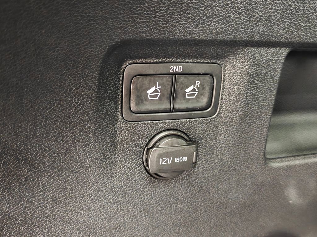 Used 2020 Kia Telluride SX w/ SX Prestige Package image 40