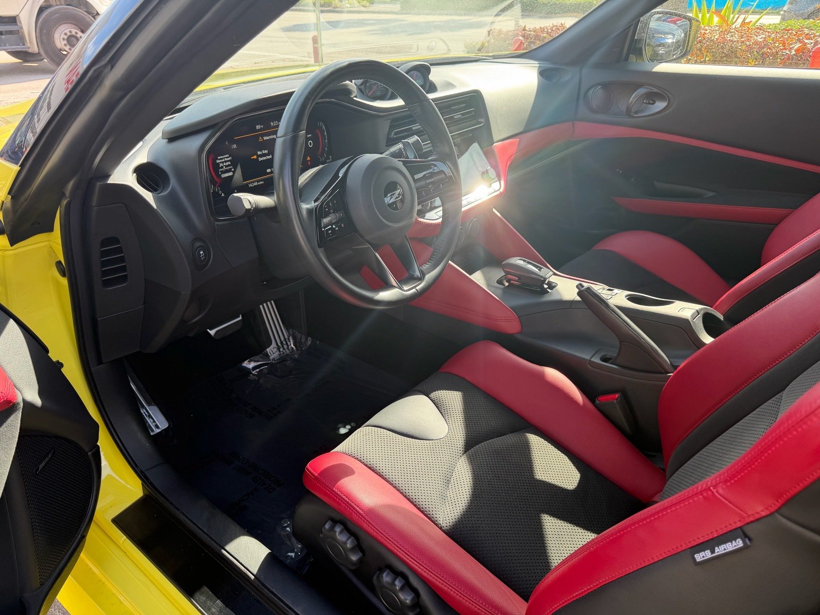 Certified 2024 Nissan Z Performance w/ Floor Mat Package RWD image 9