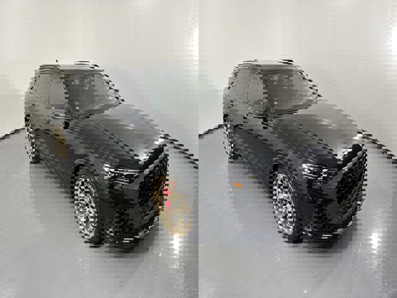 Certified 2025 Audi RS Q8 performance w/ Matte Carbon Package AWD/4WD image 29