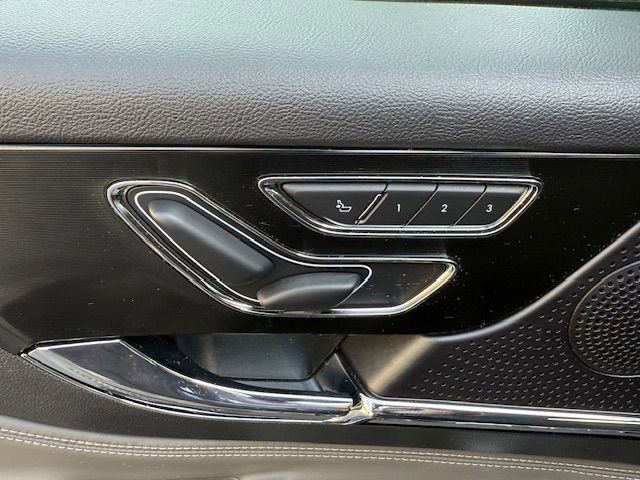 Used 2024 Lincoln Corsair AWD image 12