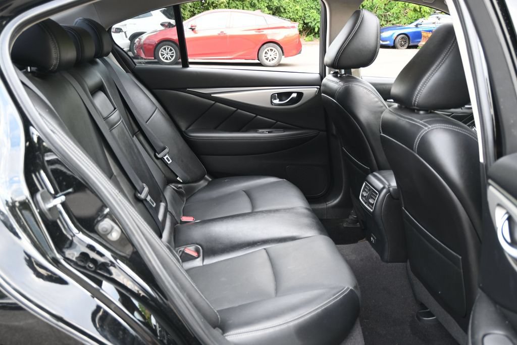 Used 2022 INFINITI Q50 Luxe w/ Cargo Package RWD image 33