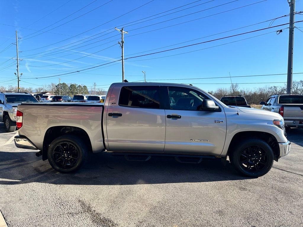 Used 2018 Toyota Tundra SR5 w/ SR5 Upgrade Package image 8