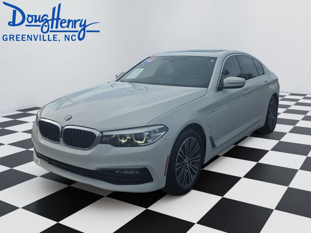 Used 2018 BMW 530e RWD image 1