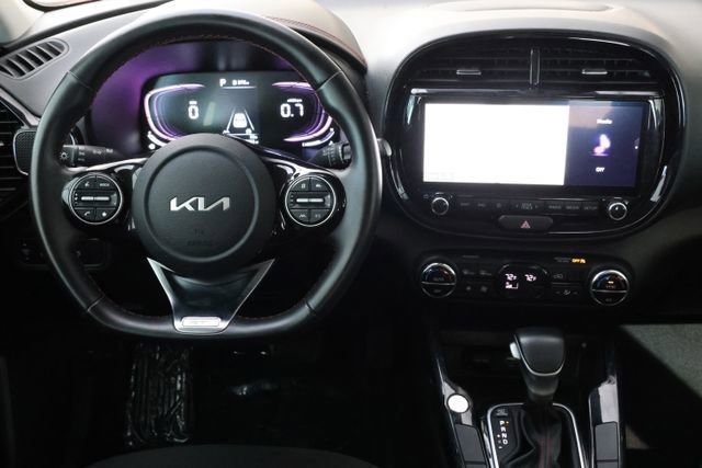 Used 2025 Kia Soul GT-Line image 14