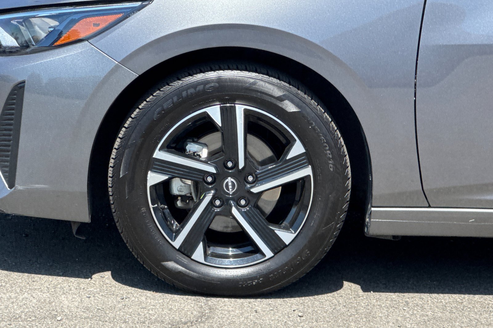 Certified 2024 Nissan Sentra SV FWD image 32