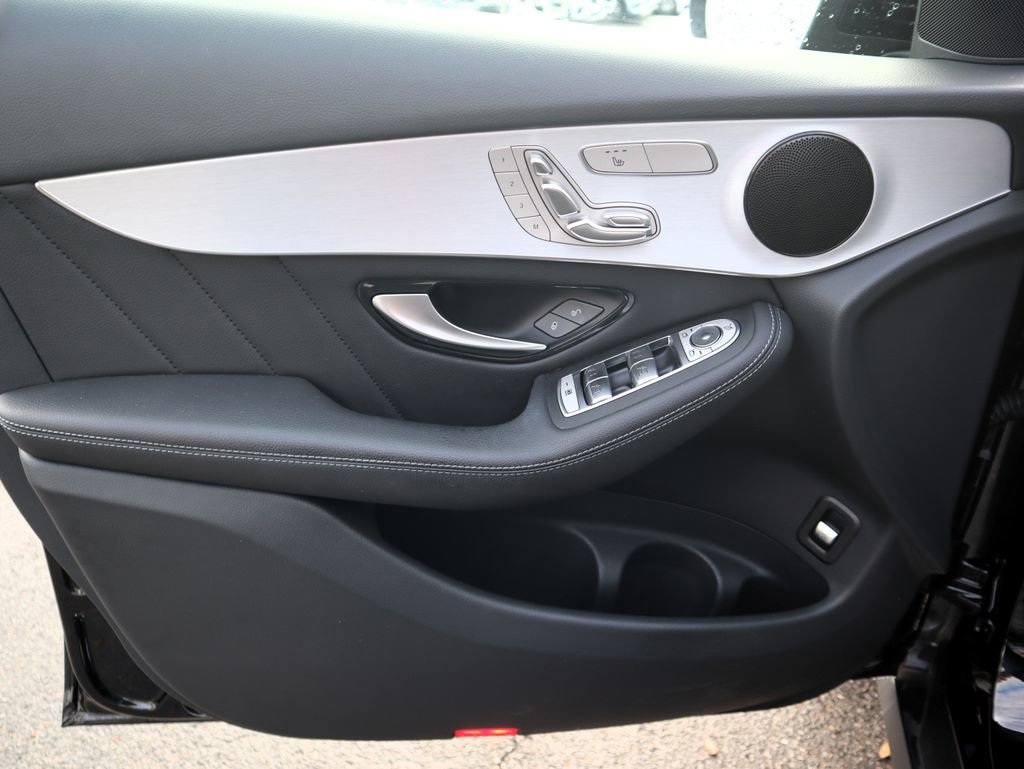 Certified 2022 Mercedes-Benz GLC 300 image 16