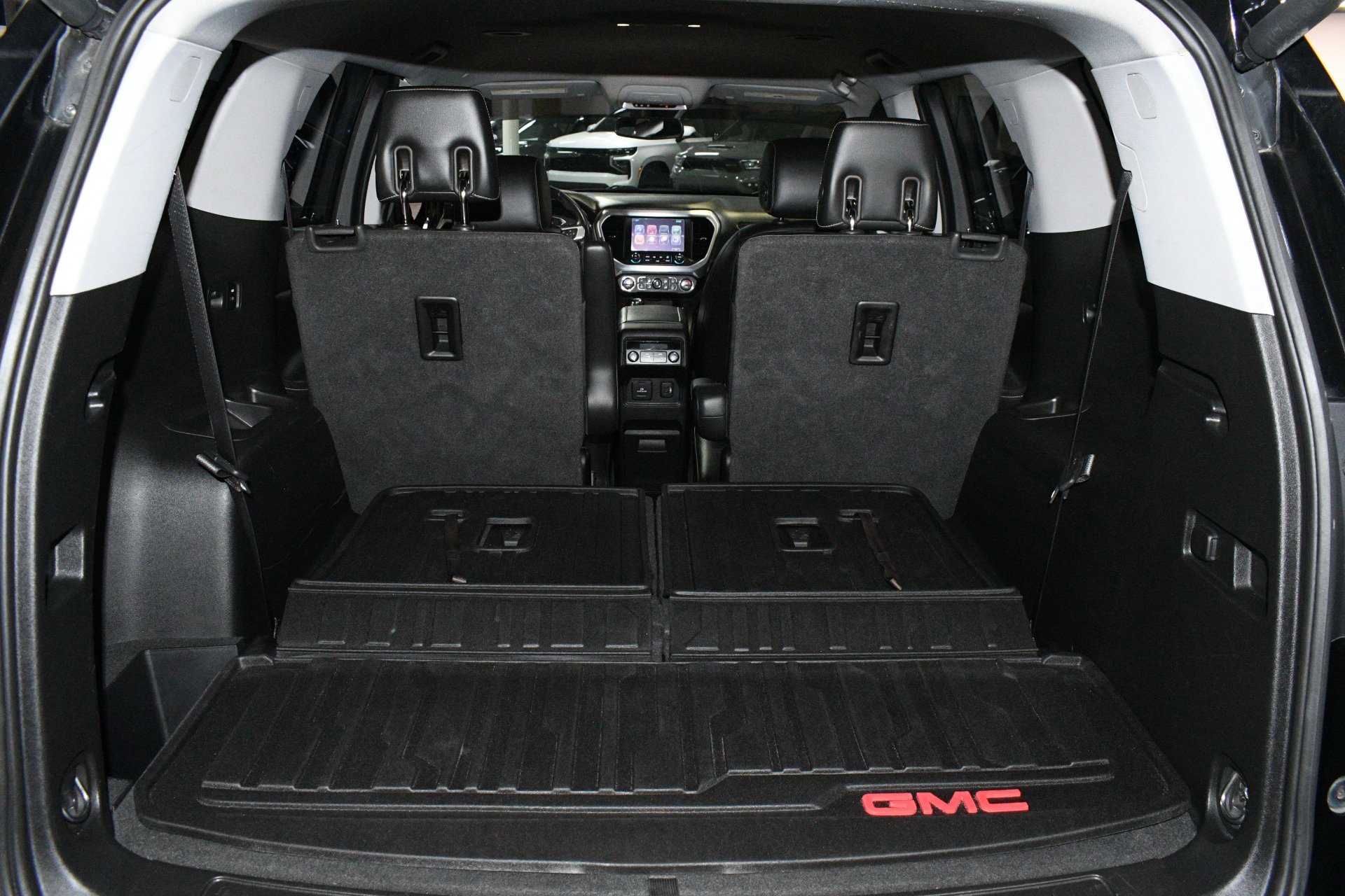 Used 2019 GMC Acadia SLT FWD image 96