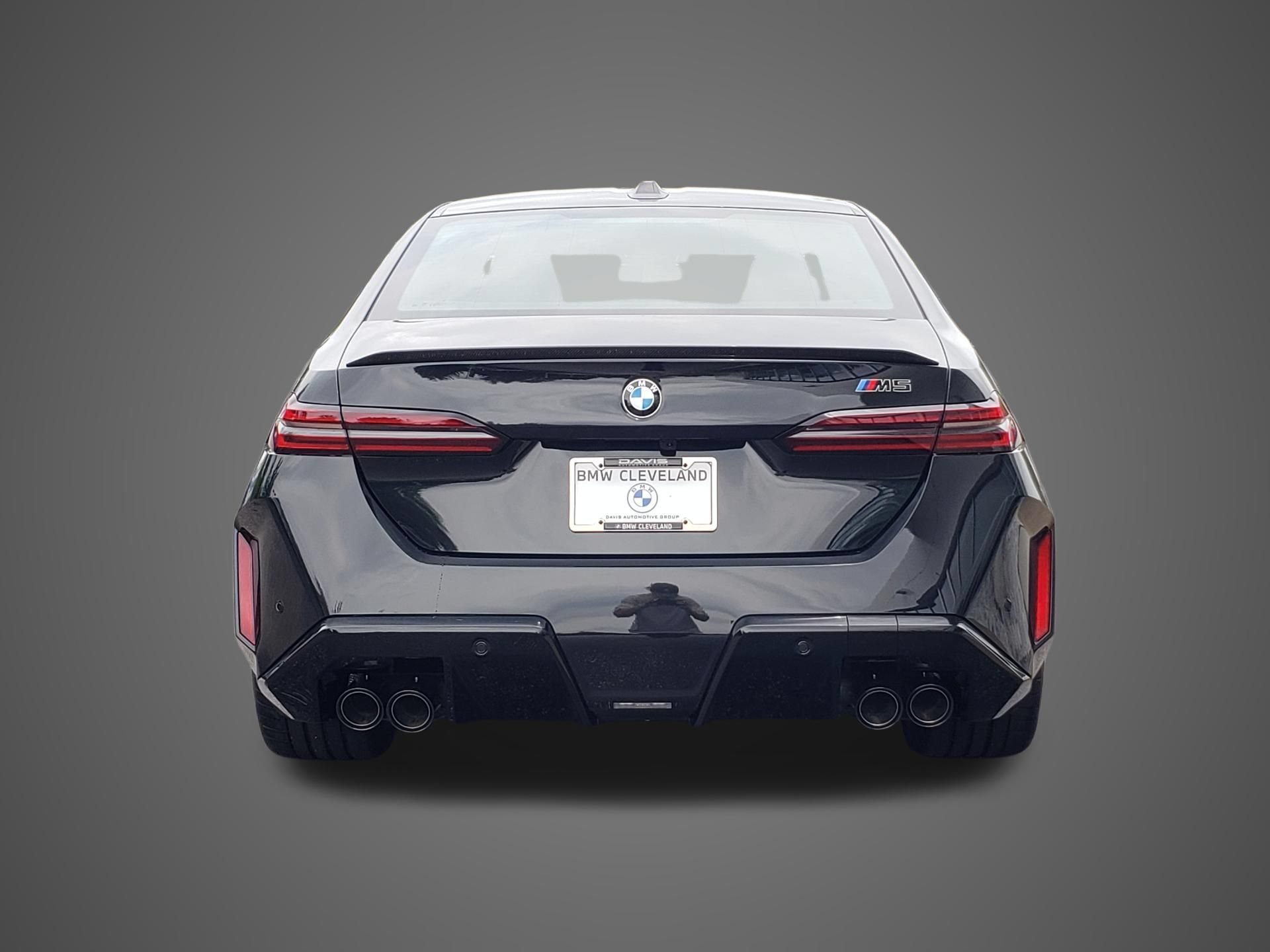 New 2027 BMW M5 w/ Carbon Package AWD/4WD image 7