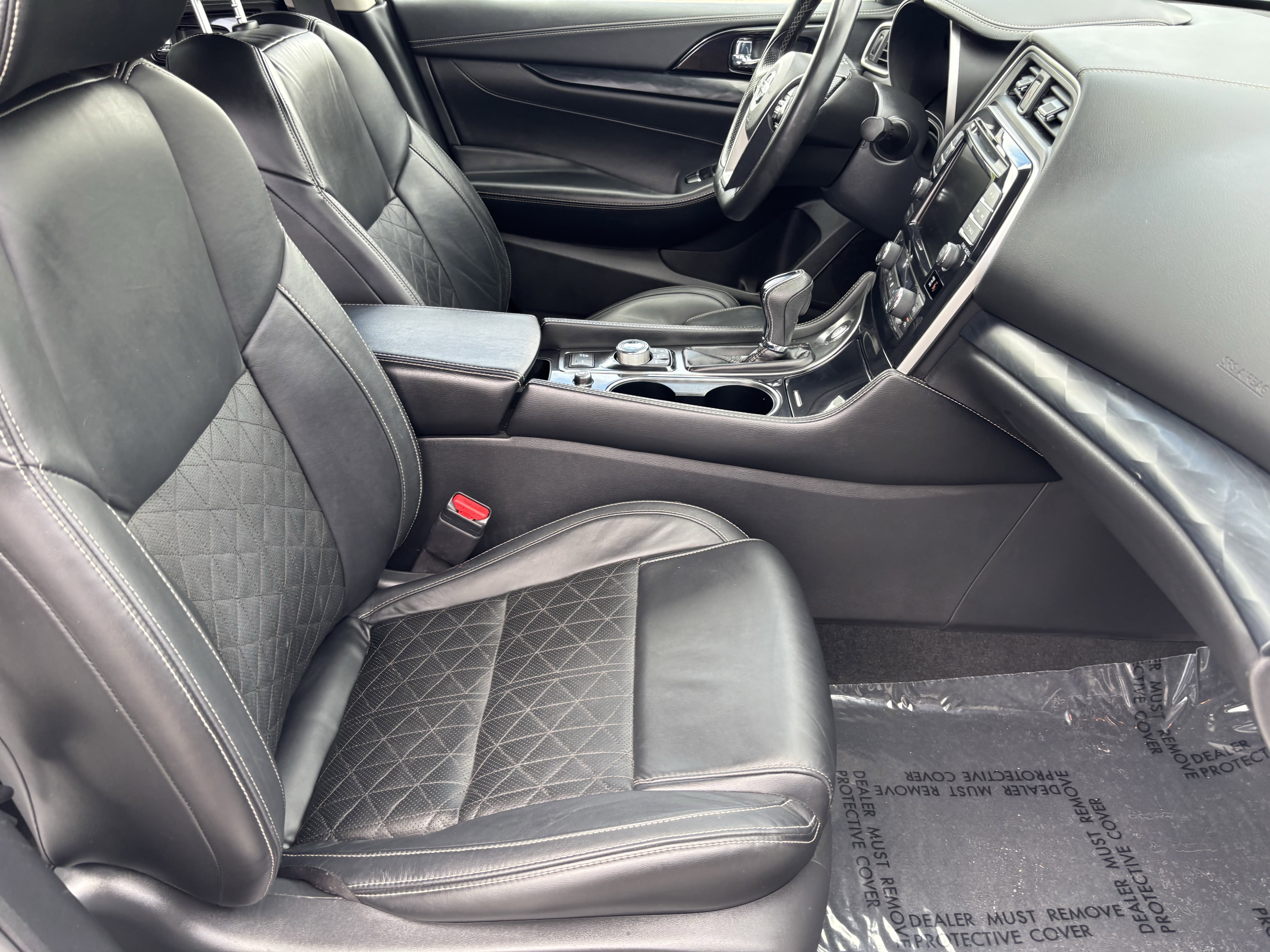 Used 2022 Nissan Maxima Platinum w/ Sport Mat Group FWD image 11