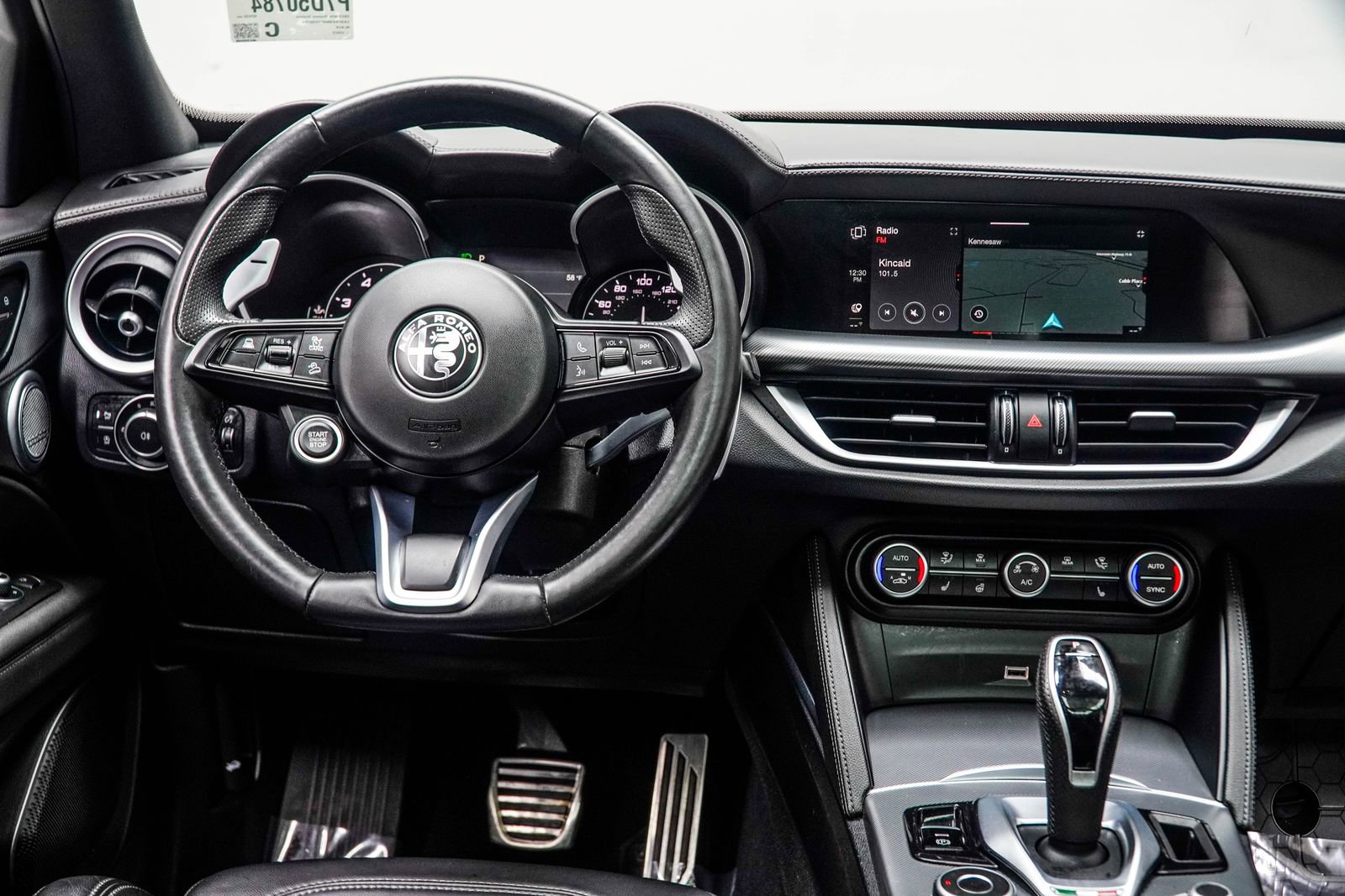 Used 2023 Alfa Romeo Stelvio Veloce image 17