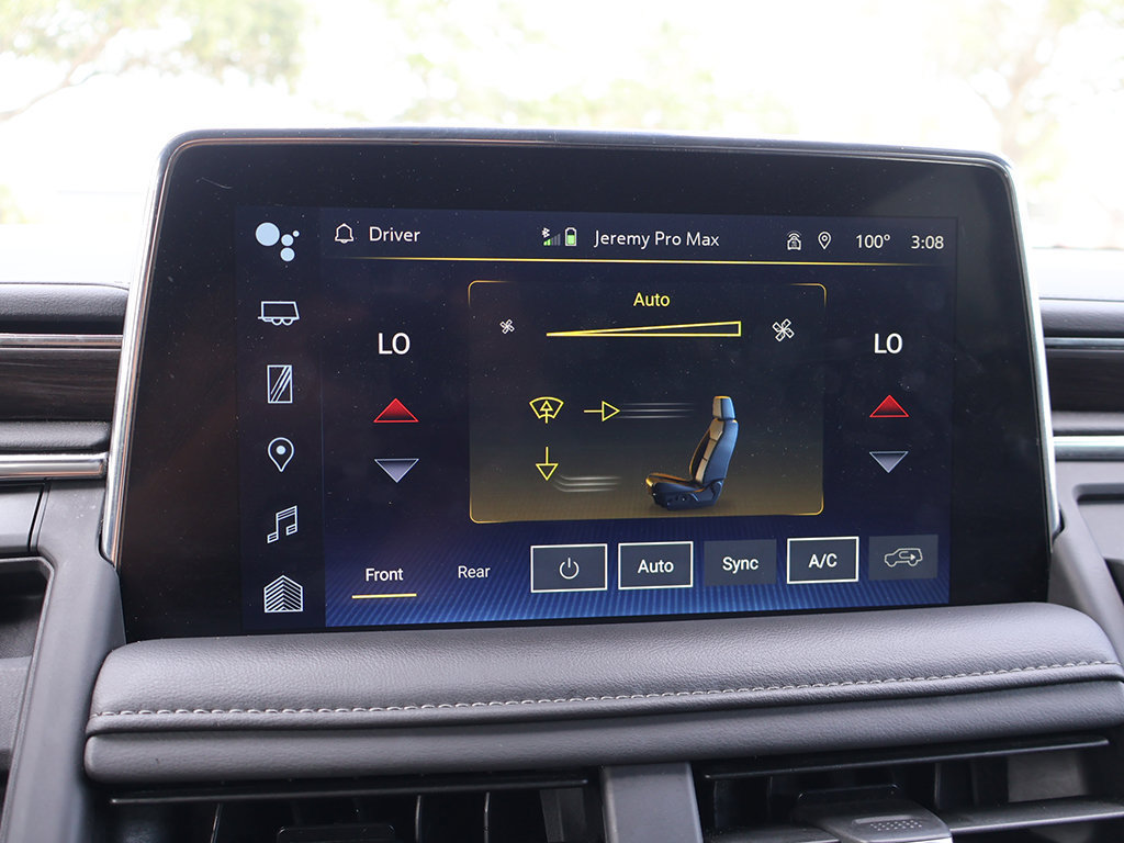Used 2024 Chevrolet Suburban LT AWD/4WD image 50