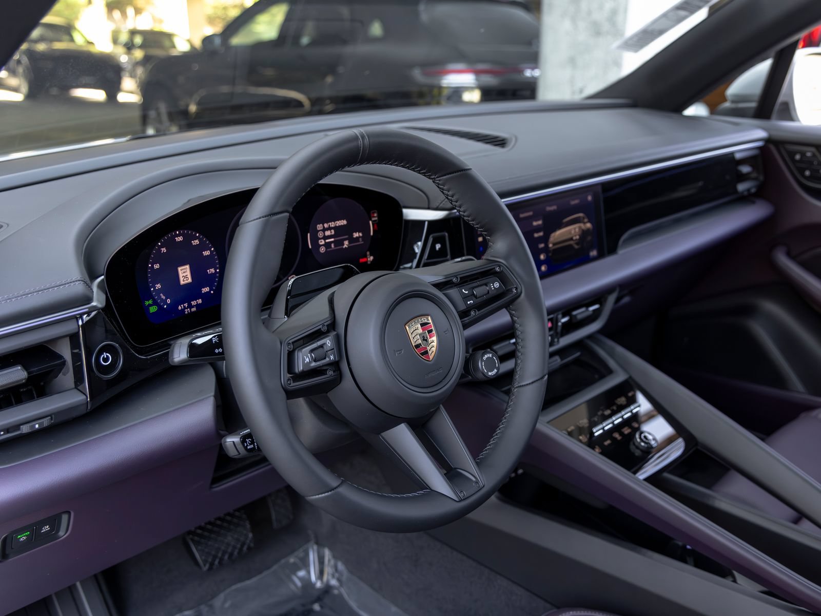 New 2026 Porsche Macan Electric RWD image 4