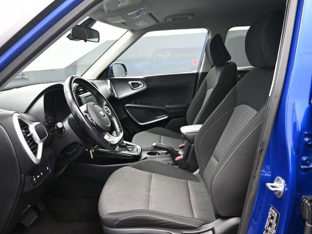 Used 2020 Kia Soul GT-Line FWD image 11