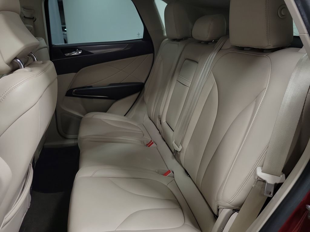 Used 2019 Lincoln MKC Premiere image 22