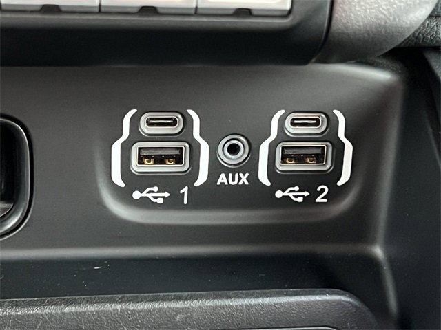 Certified 2022 RAM 3500 Laramie image 33