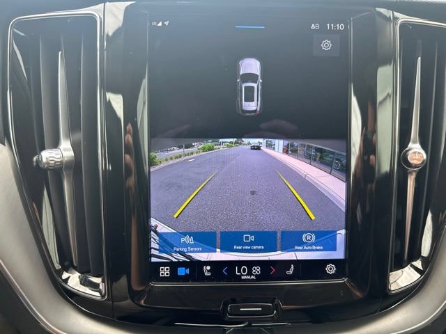 Certified 2023 Volvo XC60 B5 Core AWD/4WD image 24