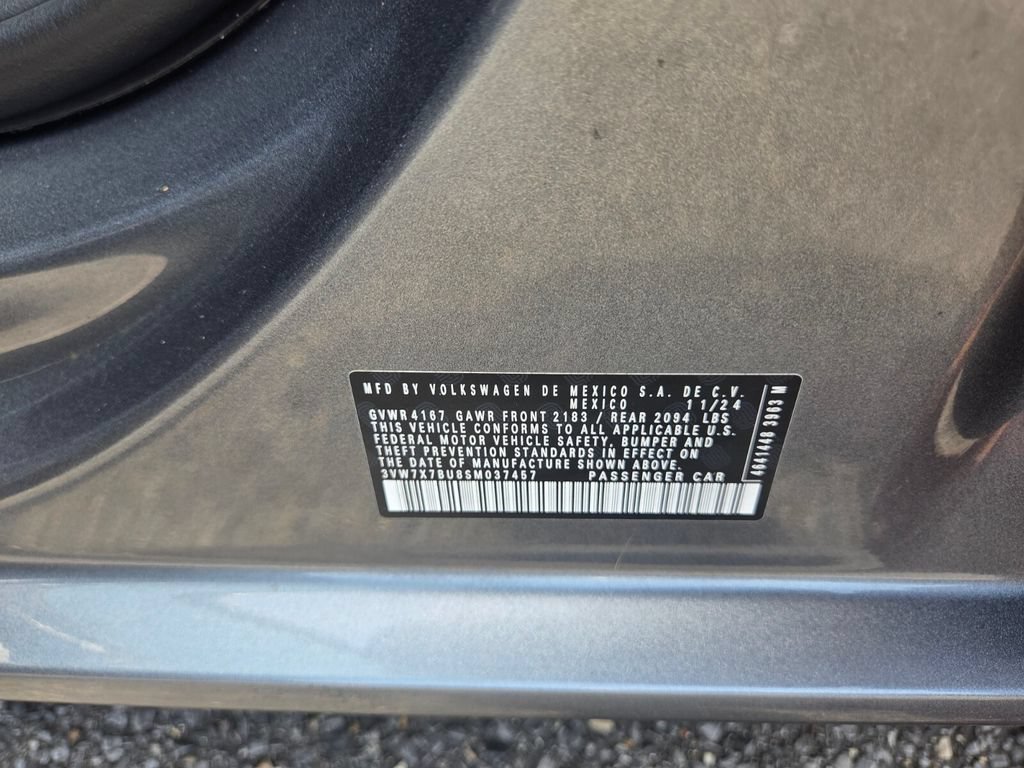 Used 2025 Volkswagen Jetta SE FWD image 30