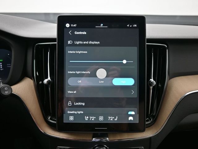 New 2026 Volvo XC60 T8 Plus w/ Protection Package Premier image 17