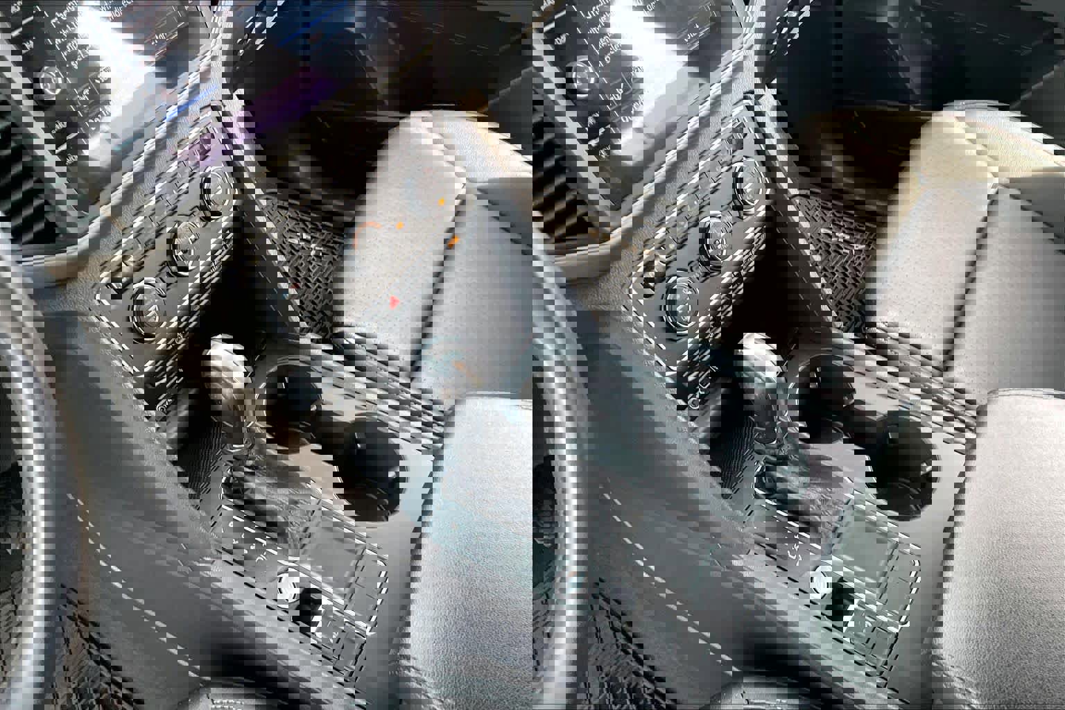 Used 2019 Volkswagen Atlas SE w/ Towing Package image 17