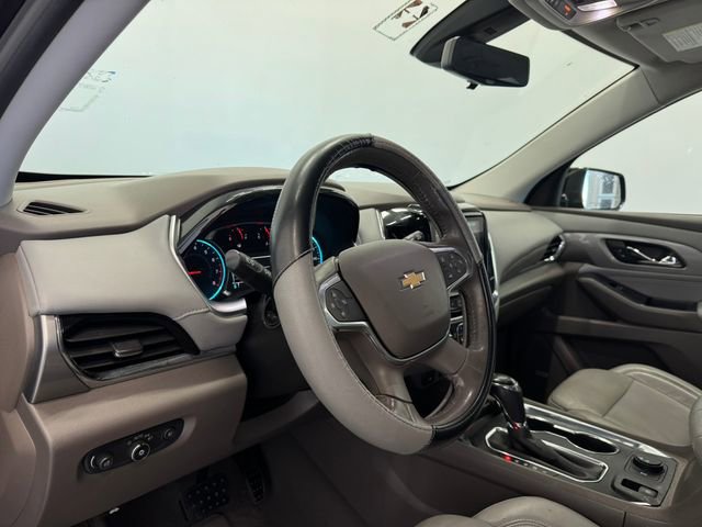 Used 2018 Chevrolet Traverse LT w/ LPO, 'HIT The Road' Package image 33