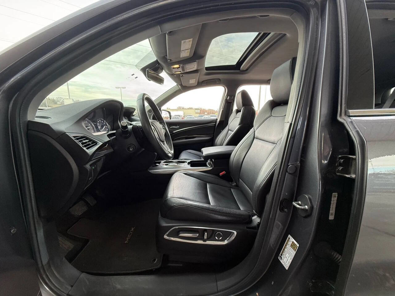 Used 2019 Acura MDX SH-AWD image 10