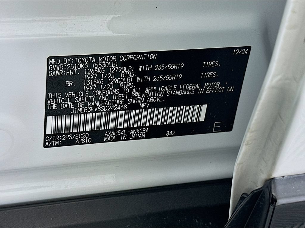 Certified 2025 Toyota RAV4 XSE AWD/4WD image 33