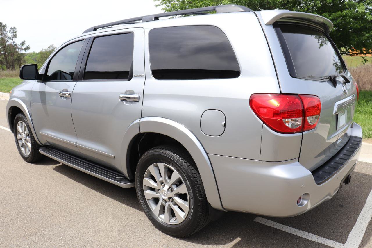 Used 2016 Toyota Sequoia Limited image 10