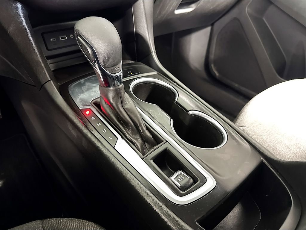 Used 2023 Chevrolet Equinox LT w/ Driver Convenience Package image 18