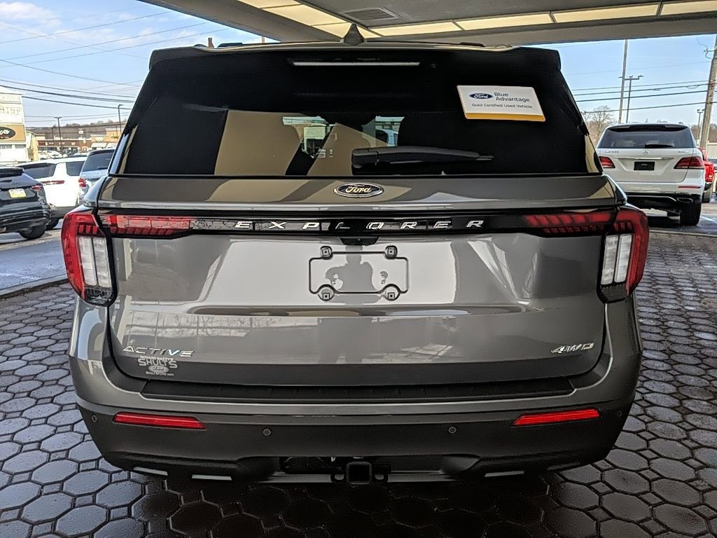 Certified 2025 Ford Explorer Active image 6