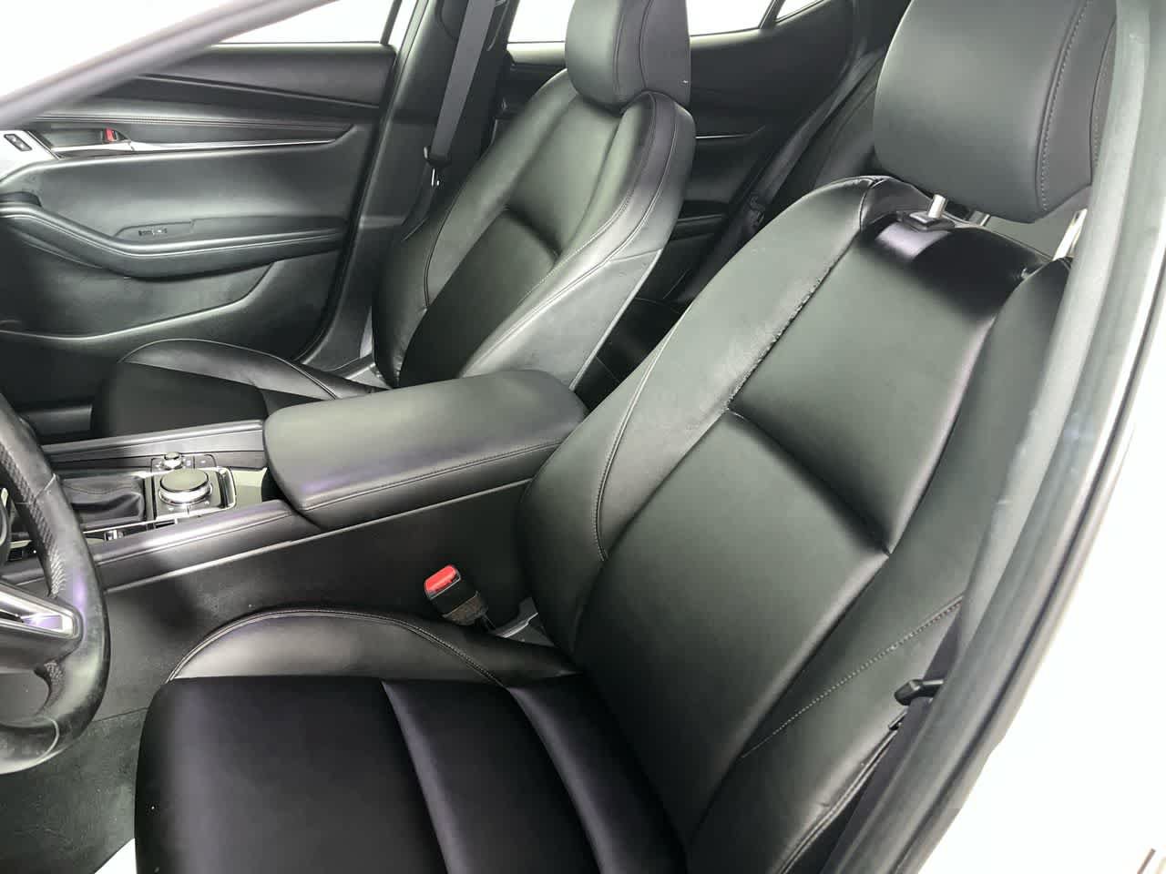 Used 2019 MAZDA MAZDA3 Hatchback w/ Preferred Package FWD image 15