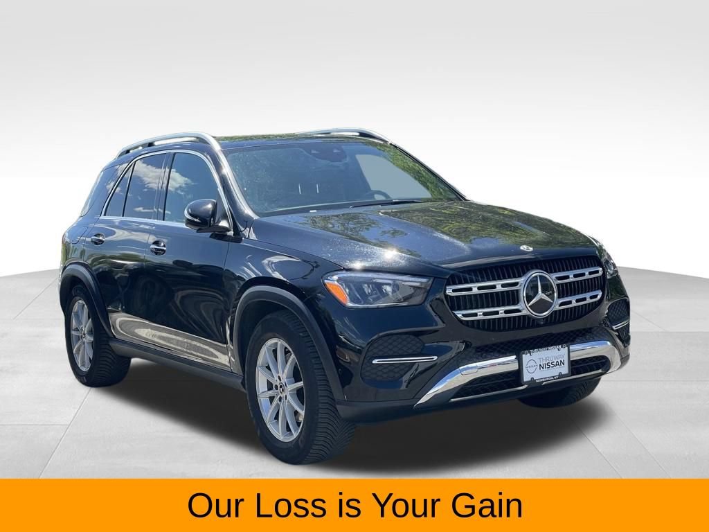 Used 2025 Mercedes-Benz GLE 350 4MATIC image 3