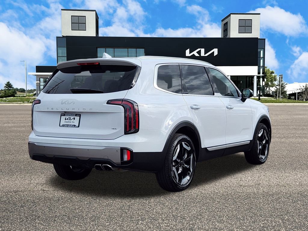 Certified 2025 Kia Telluride EX w/ EX Captain's Chair Package image 6