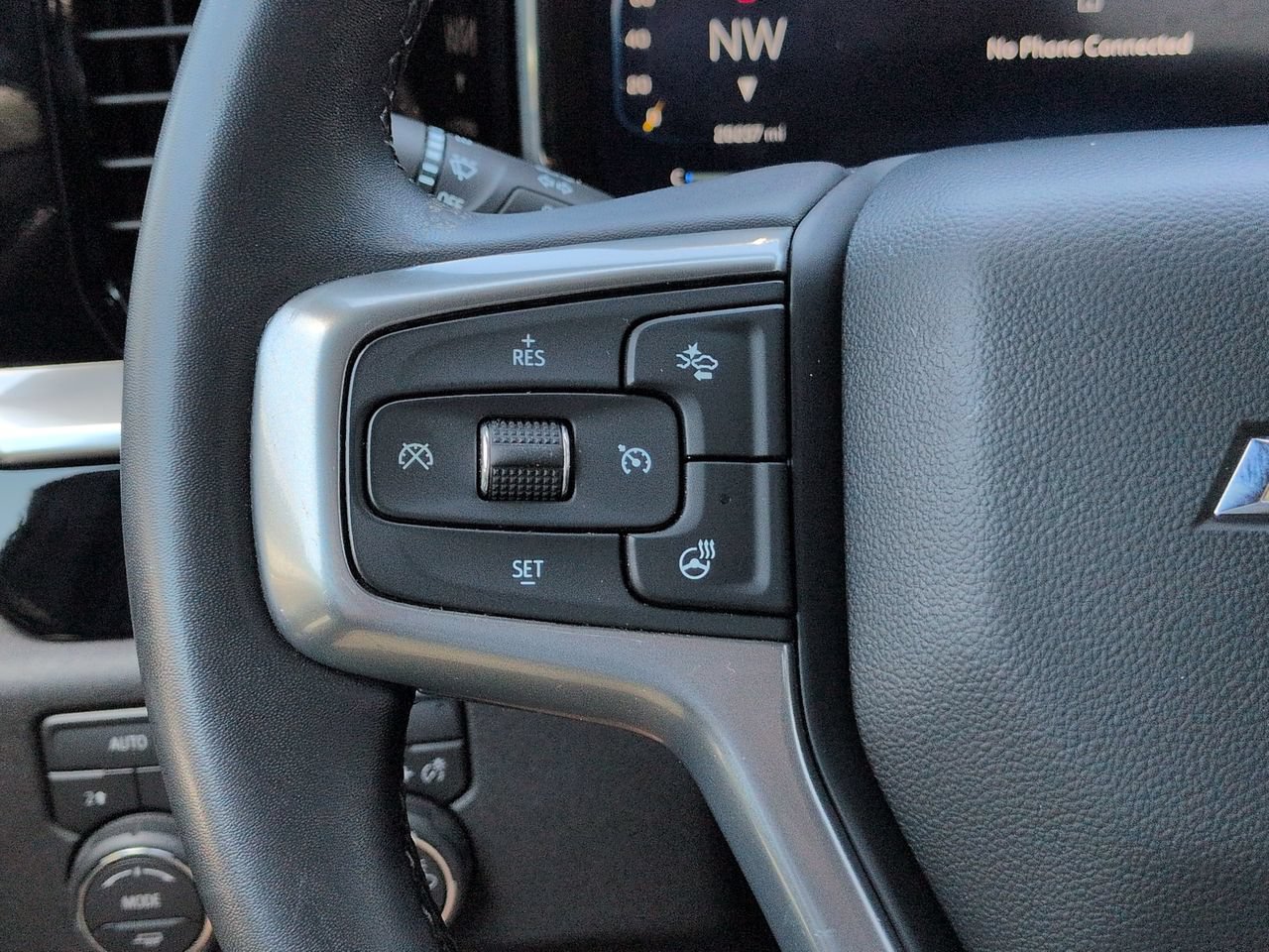 Used 2026 Chevrolet Silverado 1500 LT AWD/4WD image 25
