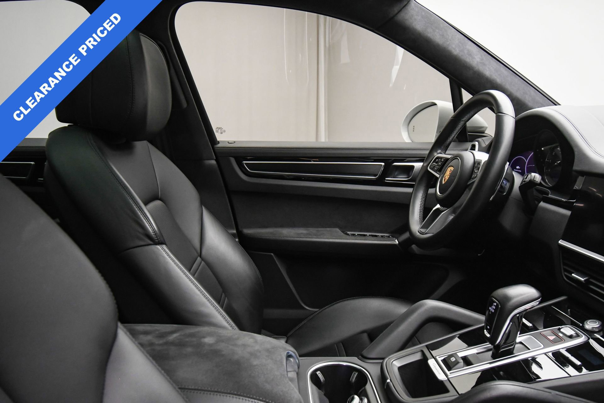 Used 2023 Porsche Cayenne GTS image 48