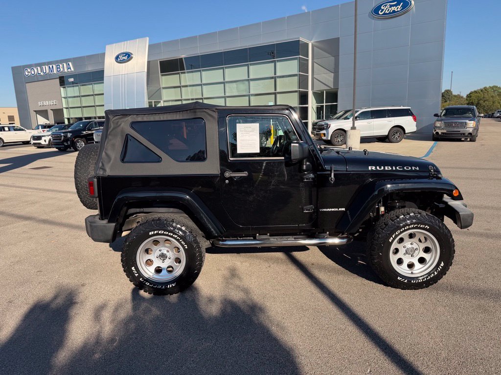 Used 2015 Jeep Wrangler Rubicon w/ Connectivity Group AWD/4WD image 7