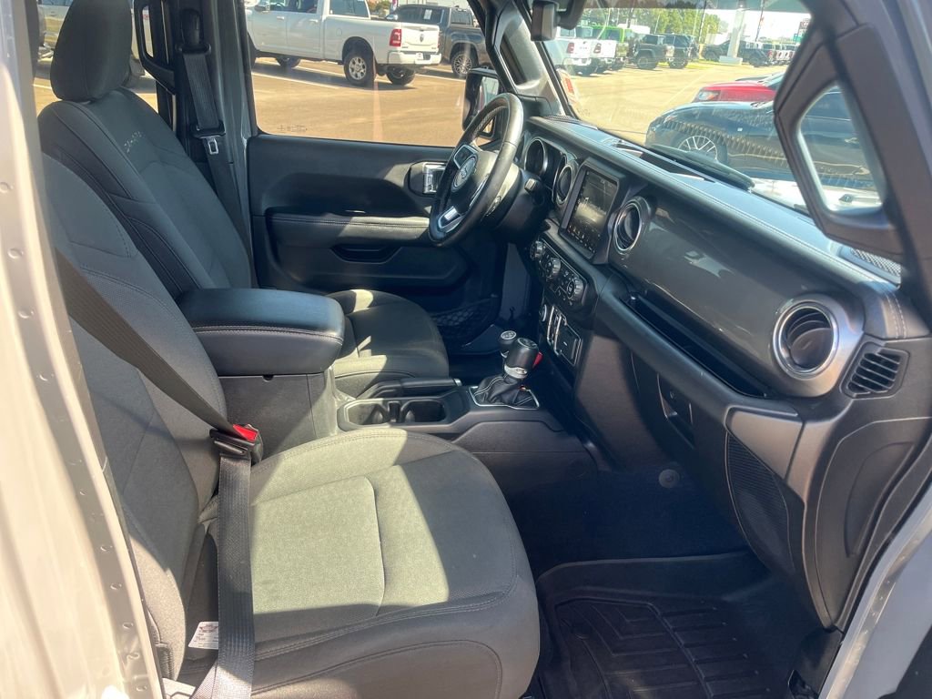 Used 2020 Jeep Wrangler Unlimited Sahara image 75