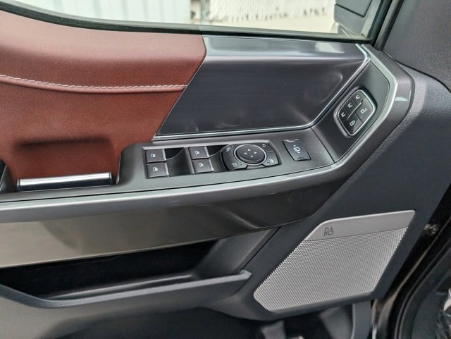 Used 2023 Ford F150 Lariat w/ Equipment Group 502A High image 10