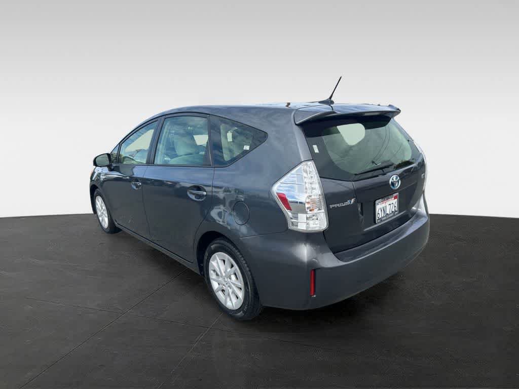 Used 2012 Toyota Prius V Three FWD image 4