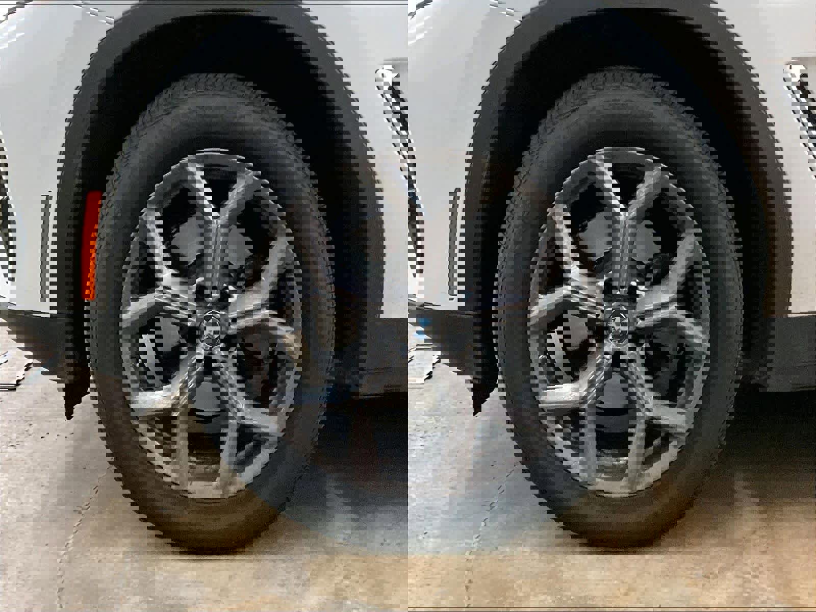 Used 2023 BMW X3 xDrive30i w/ Premium Package image 11