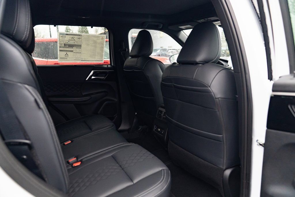 New 2025 Mitsubishi Outlander SEL Black Edition AWD/4WD image 22