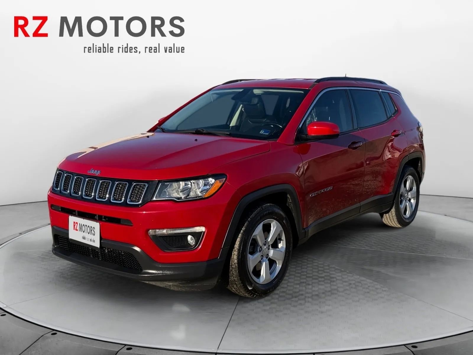 Used 2019 Jeep Compass Latitude w/ Popular Equipment Group image 1