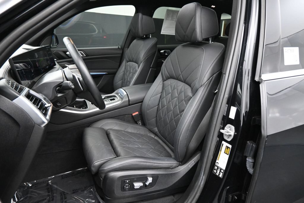 Used 2025 BMW X5 xDrive40i w/ Climate Comfort Package AWD/4WD image 18