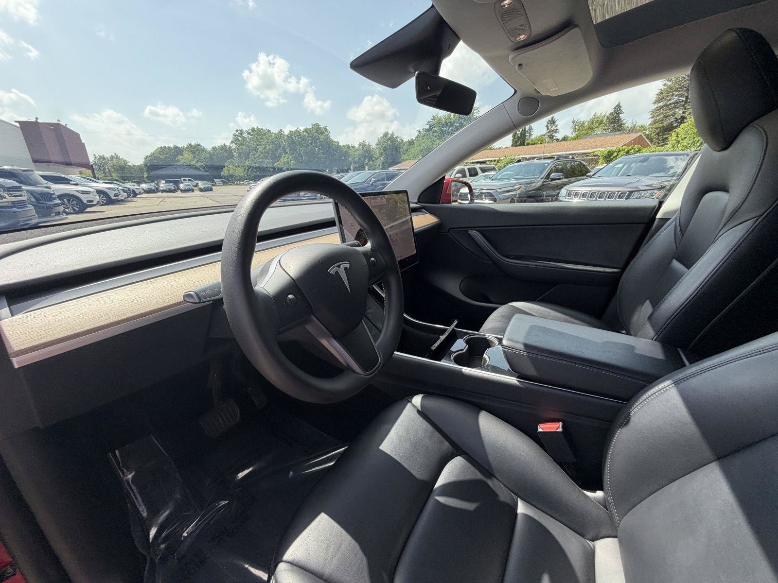 Used 2020 Tesla Model Y Long Range AWD/4WD image 10