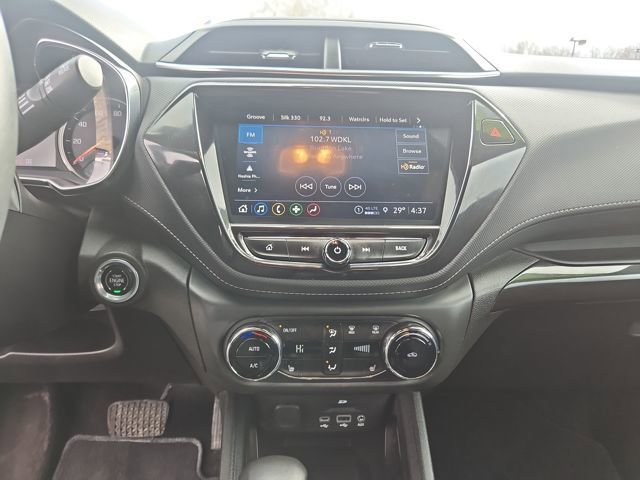 Used 2023 Chevrolet TrailBlazer ACTIV w/ Sun and Liftgate Package image 19