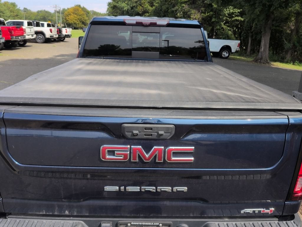 Used 2022 GMC Sierra 2500 AT4 w/ AT4 Premium Plus Package AWD/4WD image 15