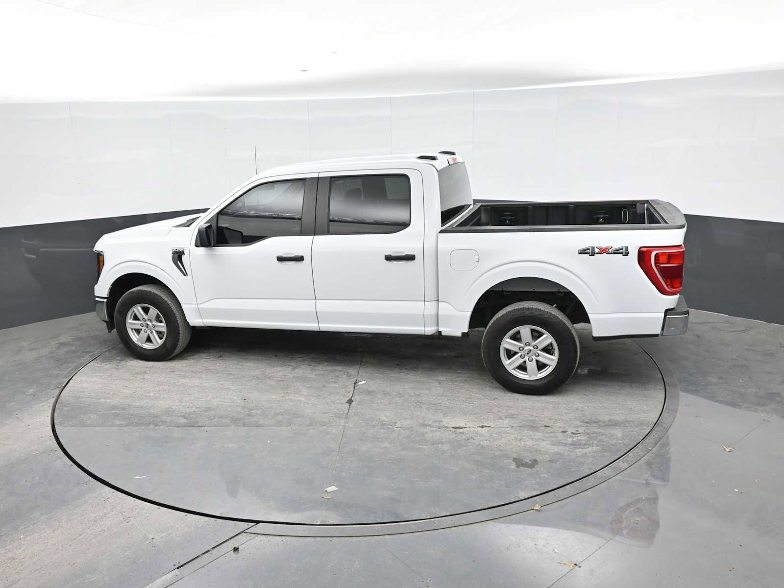 Used 2023 Ford F150 XLT image 25