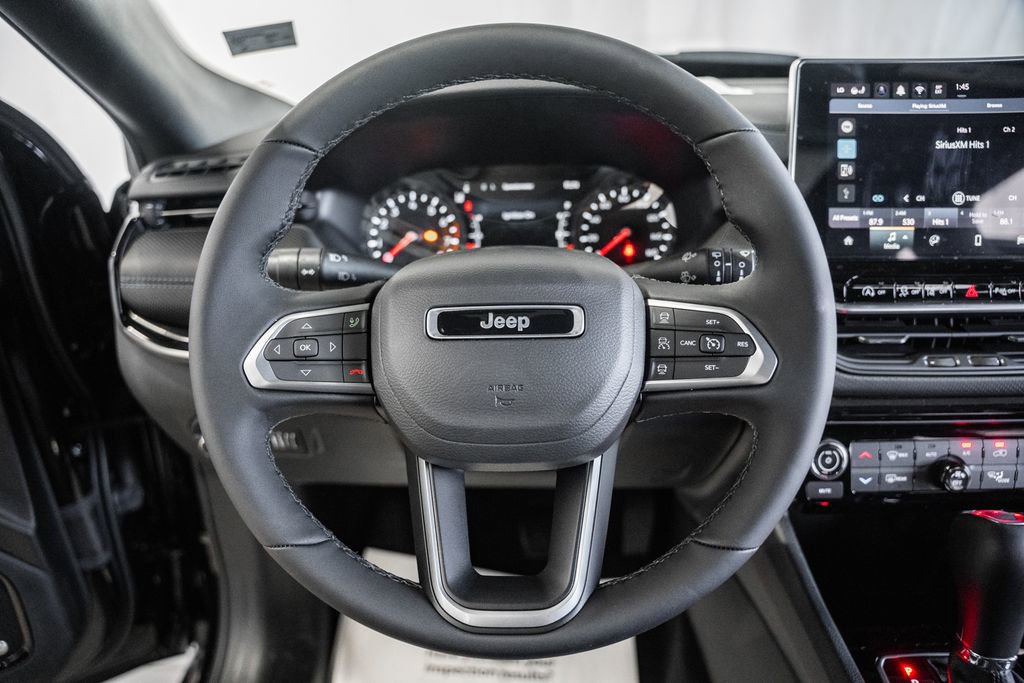 New 2025 Jeep Compass Limited w/ Sun & Sound Group image 28
